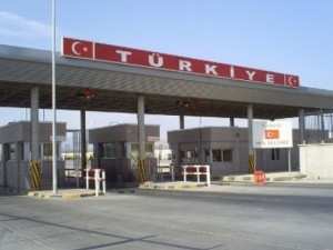 Таможня Турции конфисковала на 400 миллионов лир контрабанды